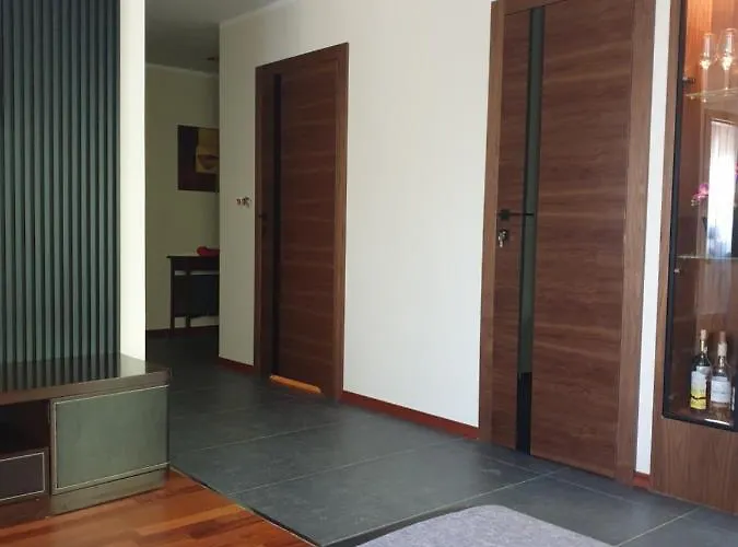 Luna Francuska Park *